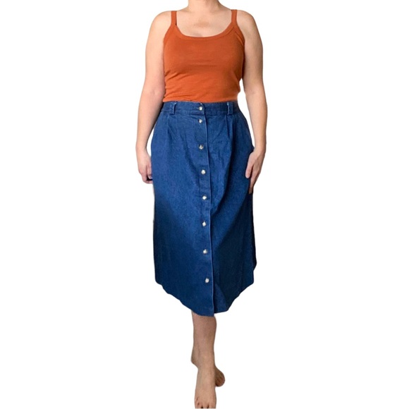 Denim midi button front skirt, estimated size medium - Picture 2 of 12